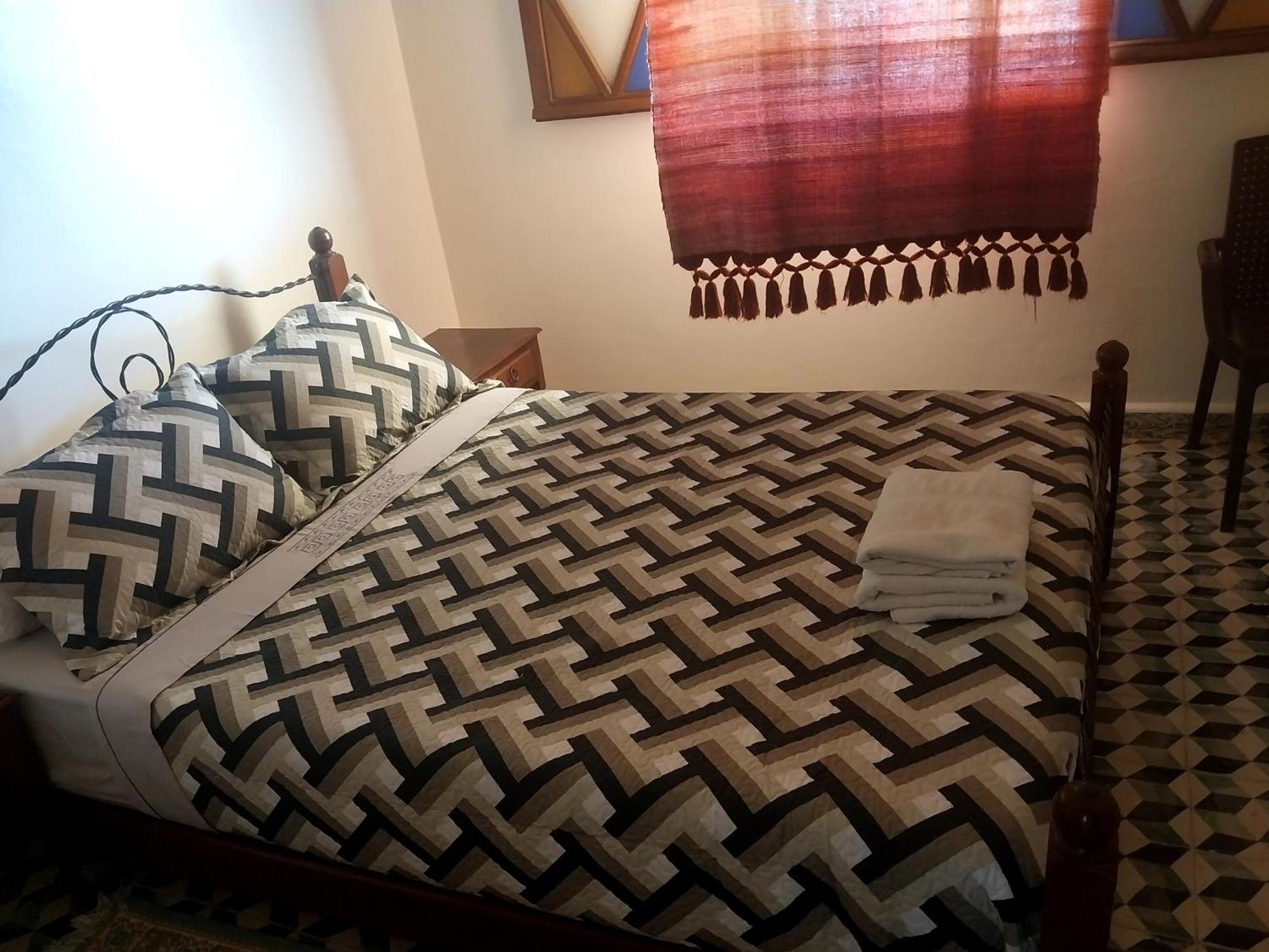 Hotel Touraghine Chefchaouen Bagian luar foto